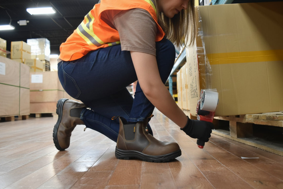 ASTM Boots for Women | MooseLog