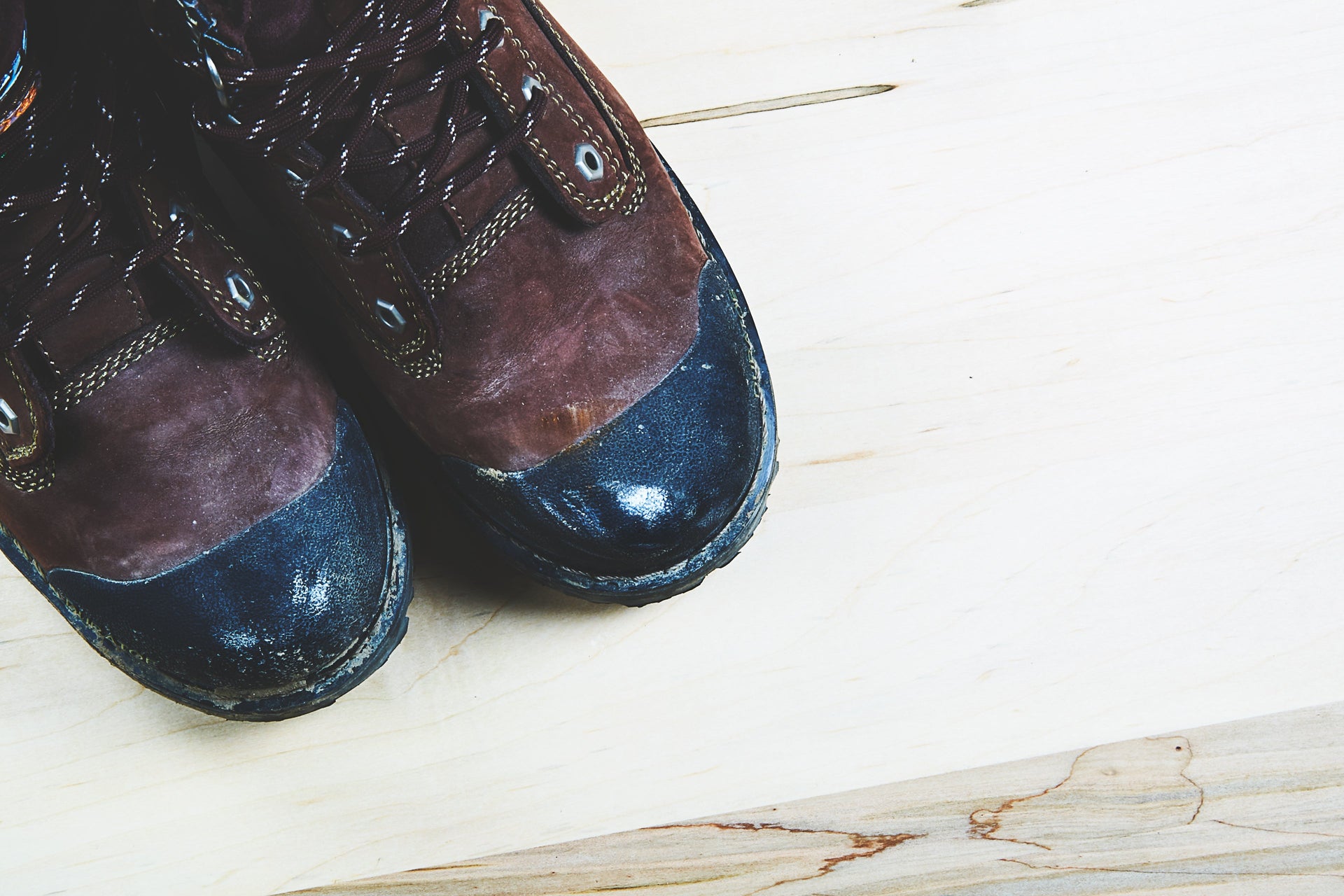 MooseLog Steel Toe Boots