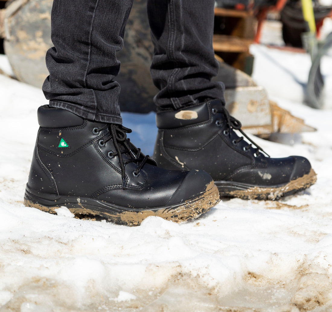 Top 5 CSA Approved Work Boots for Men in Toronto - MooseLog