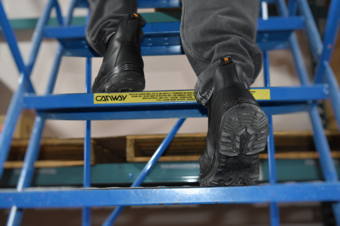 What You Need To Know Before Purchasing Safety Toe Boots - MooseLog