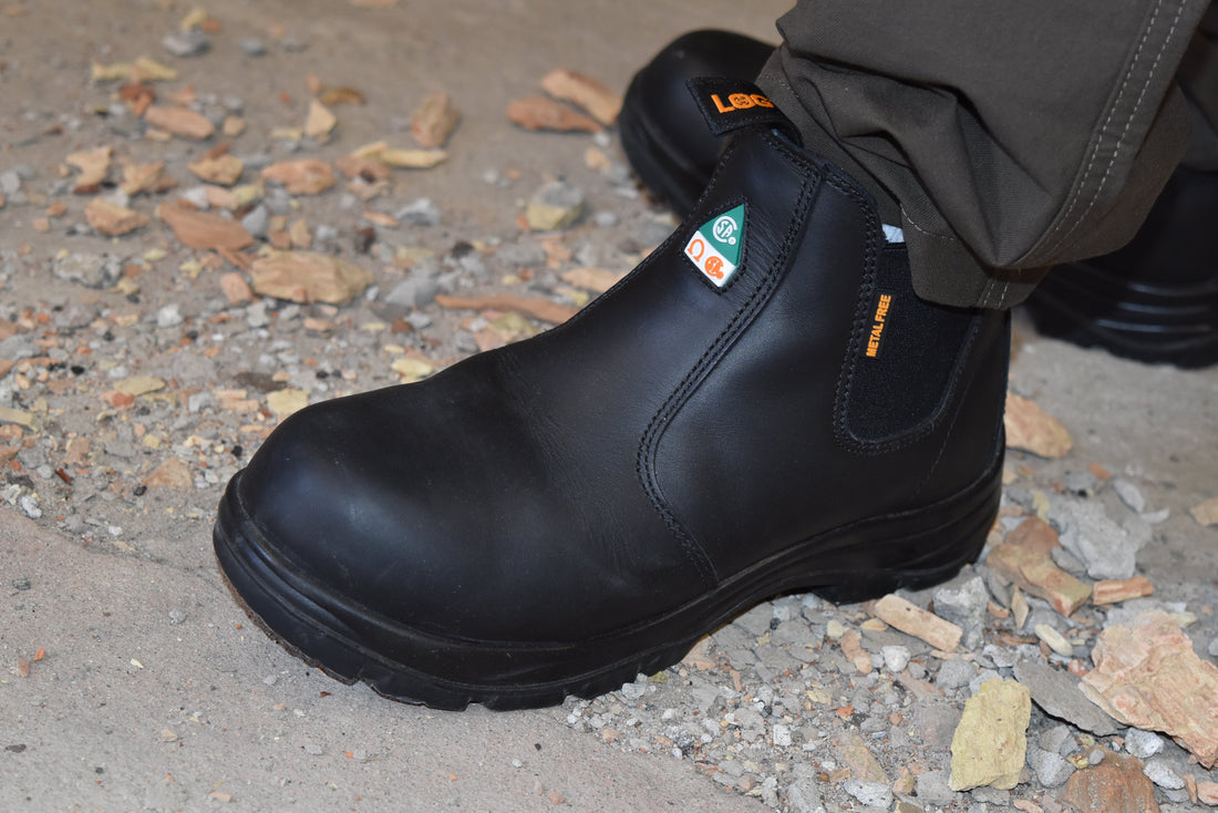 MooseLog Black Chelsea Boot on Scraps