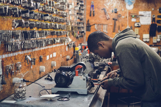 The Future is Blue: Top 6 Booming Blue Collar Jobs in 2026 - MooseLog